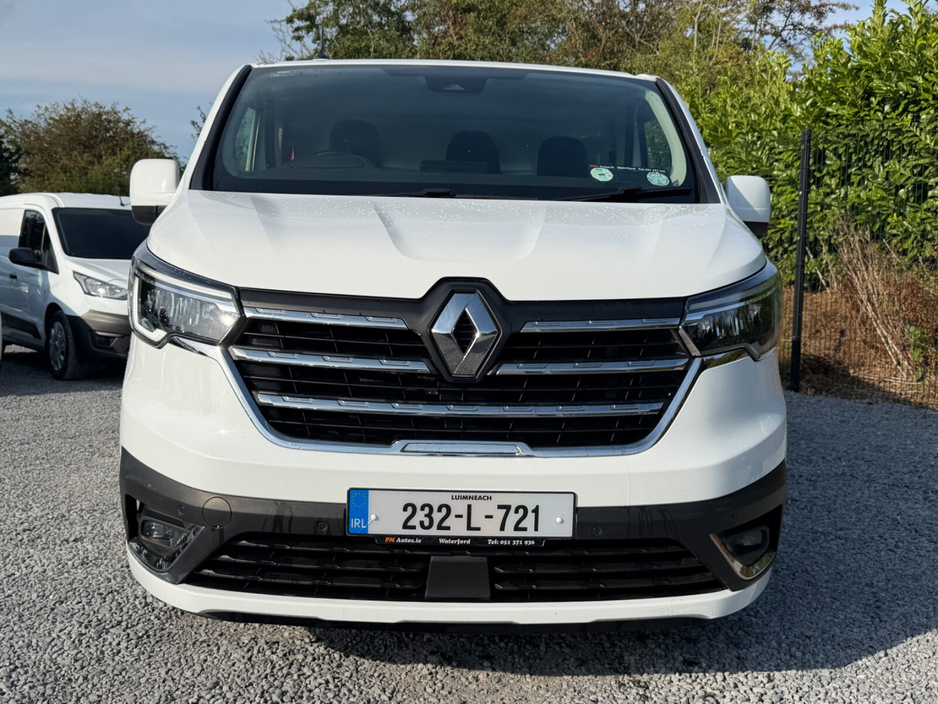 2023 Renault Trafic 2L Diesel For Sale Images