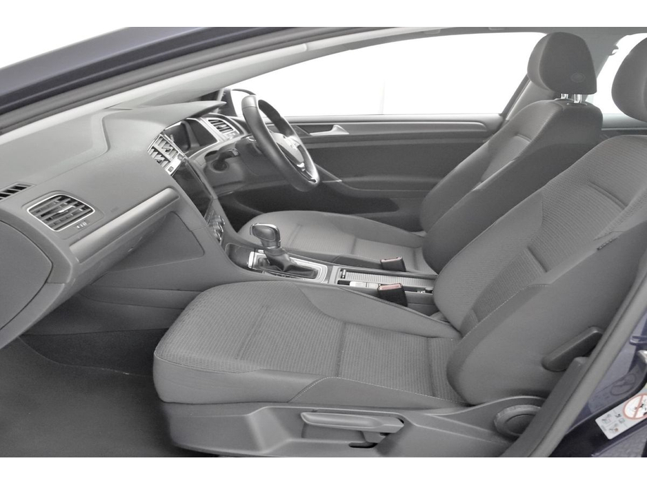 Volkswagen Golf 1.2 TSI DSG MK7.5 COMFORTLINE *DIG DASH*REVERSE CAM*CARPLAY* — thumbnail 15