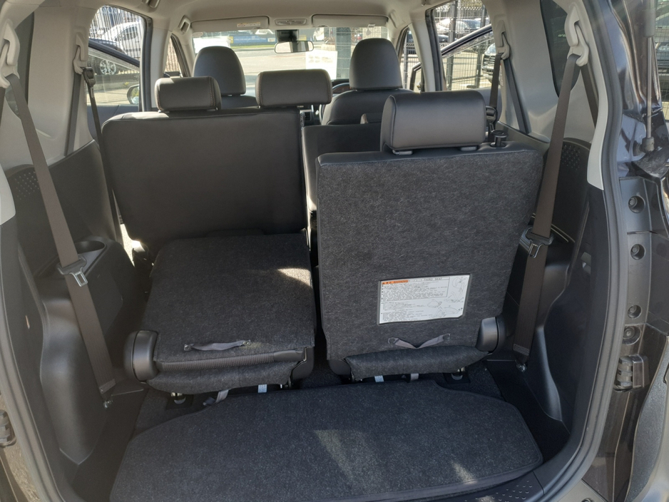 Toyota Sienta 1.5 Petrol Auto — thumbnail 9