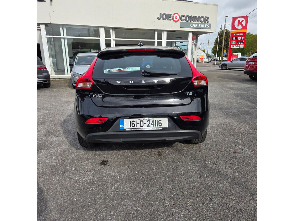 2016 Volvo V40 2L Petrol For Sale Images