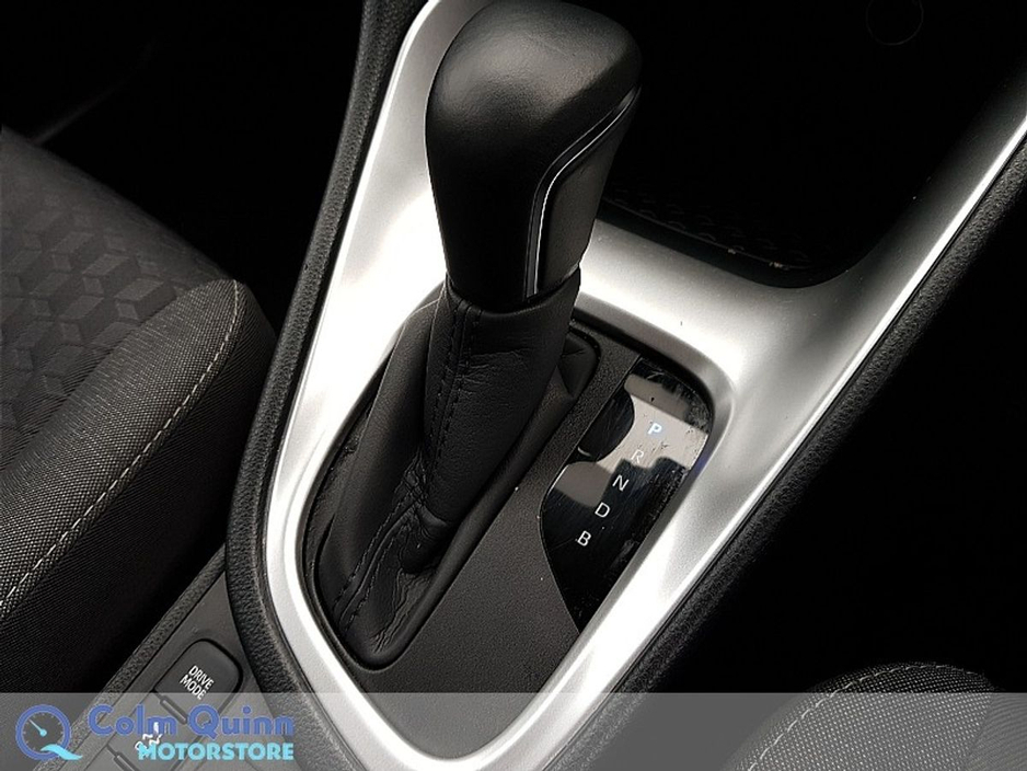 Used Toyota Yaris LUNA 1.5 HYBRID AUTO HATCHBACK (2023 (231))