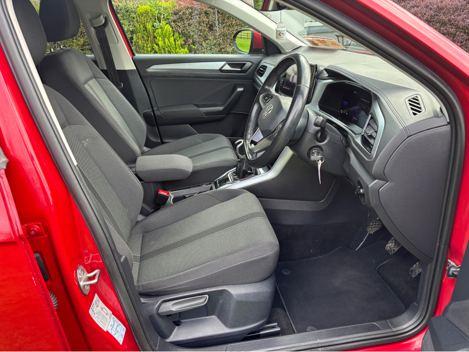 2022 Volkswagen T-Roc 1L Petrol For Sale Images