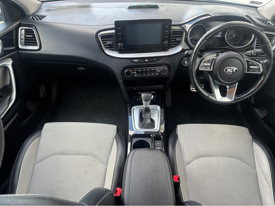 2021 Kia XCeed 1.6L Petrol Plug-in Hybrid For Sale Images