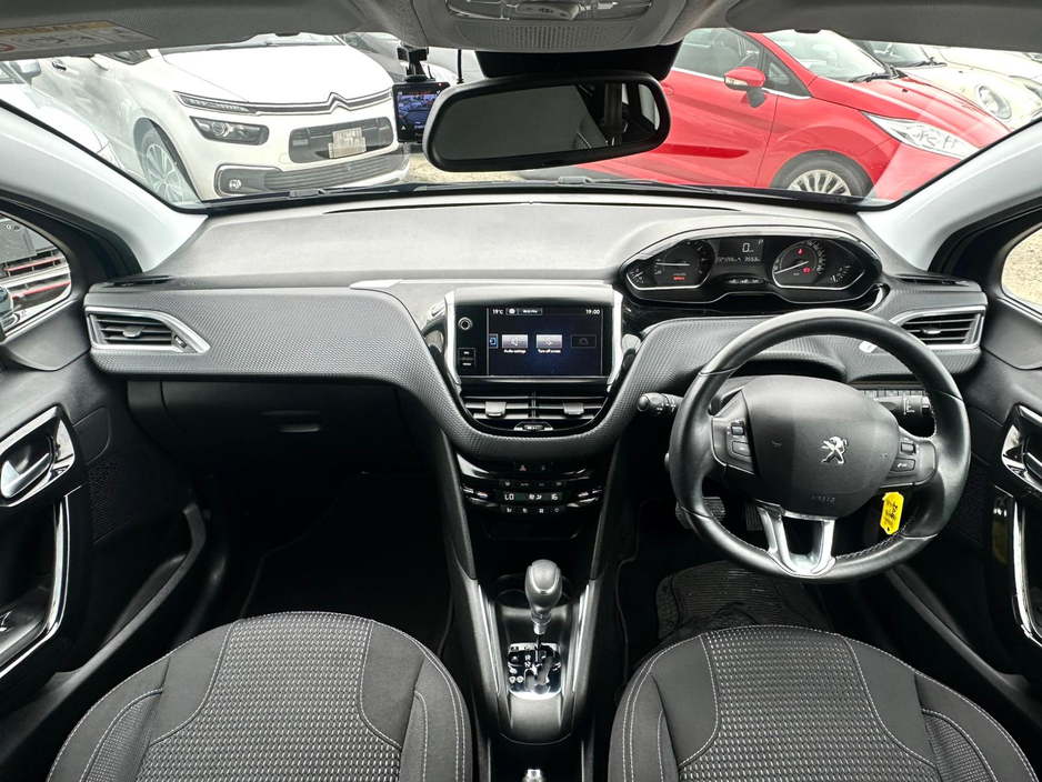 Peugeot 208 5D ALLURE 1.2L Petrol - Automatic (8484) — thumbnail 14