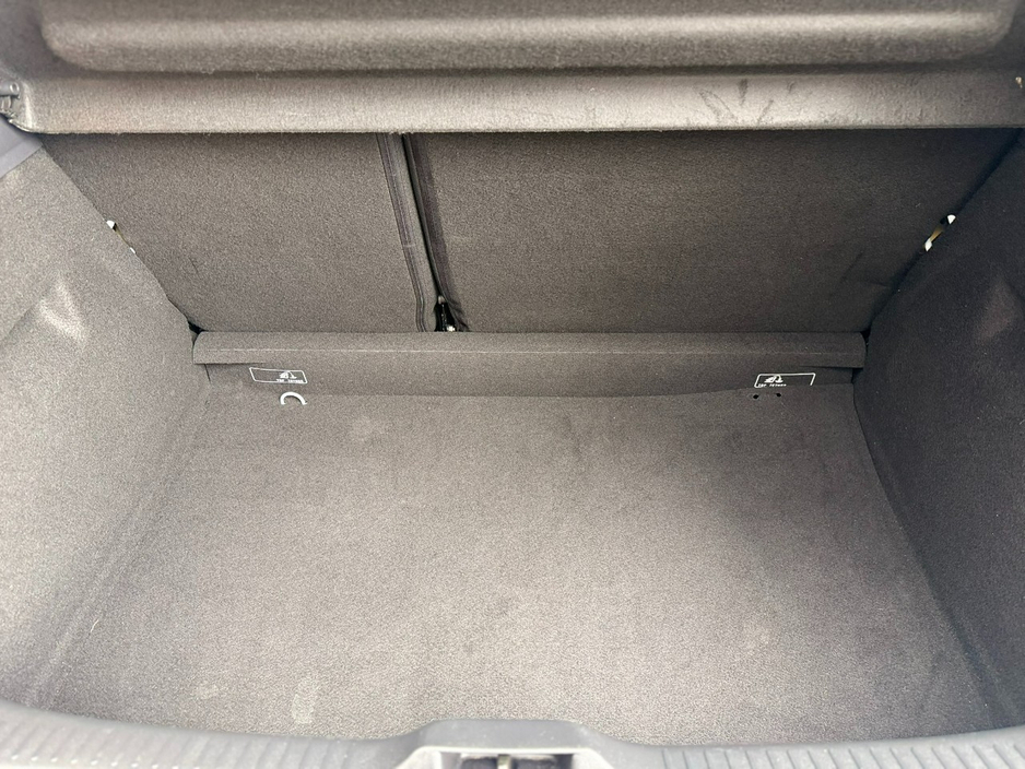 2018 Renault Clio 1L Petrol For Sale Images