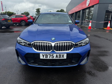 2025 BMW 3 Series 2L Hybrid For Sale Images
