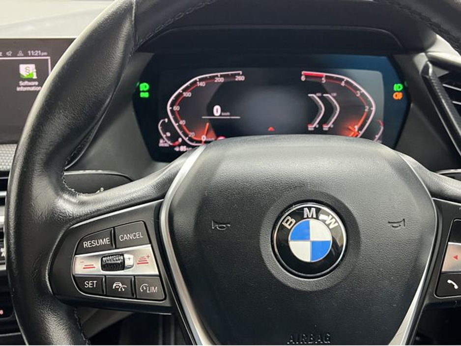 BMW 1 Series 118D PLAY EDITION JOY PLUS Automatic — thumbnail 37