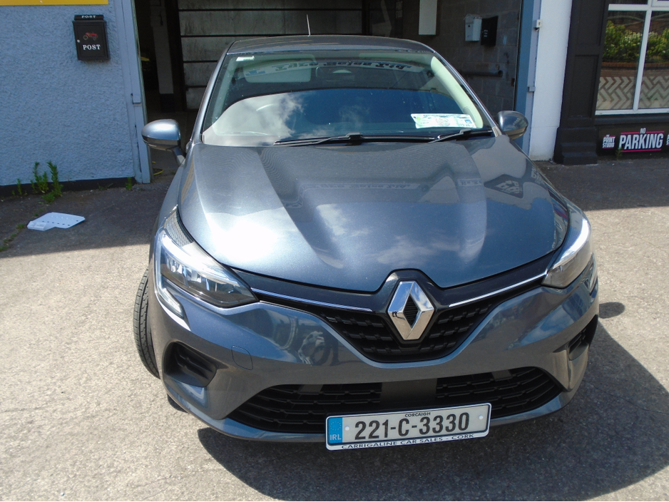 2022 Renault Clio 1L Petrol For Sale Images