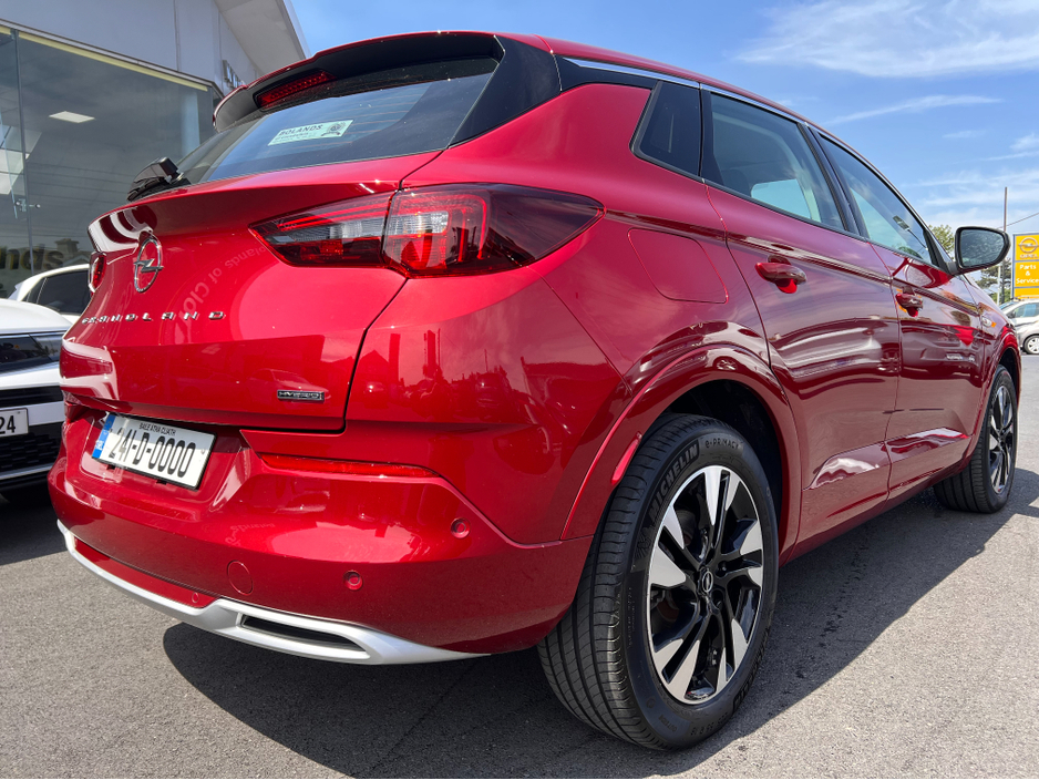 2024 Opel Grandland 1.6L Petrol Plug-in Hybrid For Sale Images