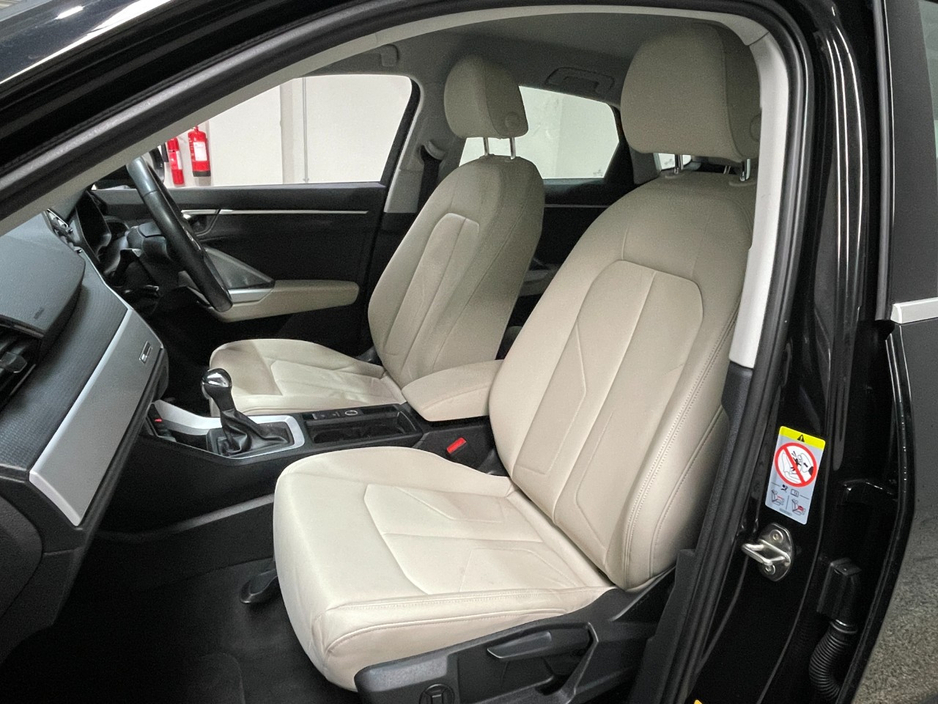 2022 Audi Q3 2L Diesel For Sale Images
