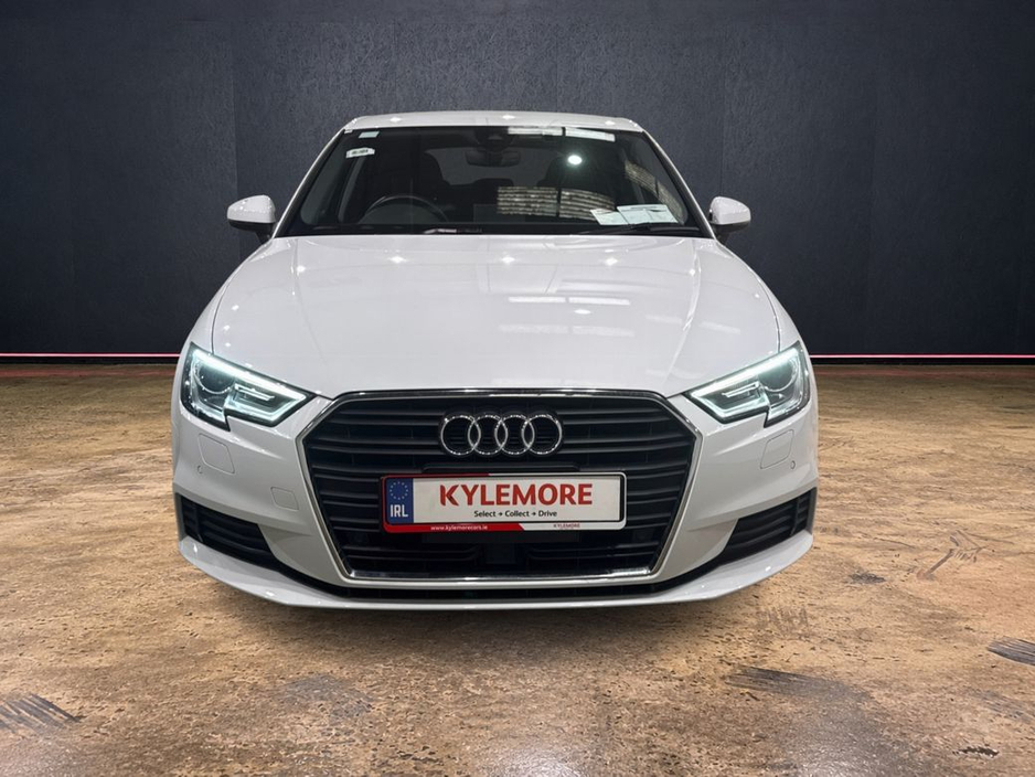 Audi A3 1.4 TSI AUTOMATIC - SIGNATURE EDITION - FACTORY ALLOYS - LOW MILEAGE — thumbnail 8
