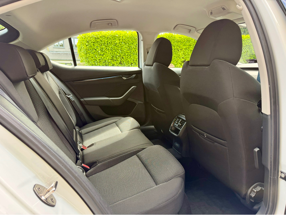 2021 Skoda Octavia 1.4L Petrol Plug-in Hybrid For Sale Images