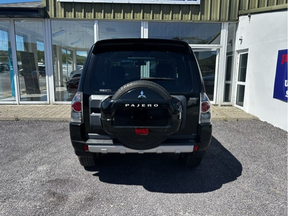2012 Mitsubishi Pajero 3.2L Diesel For Sale Images