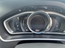 2018 Volvo V40 2L Diesel For Sale Images