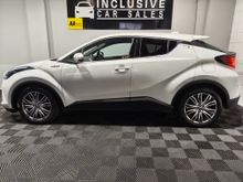 2022 Toyota C-HR 1.8L Petrol Hybrid For Sale Images