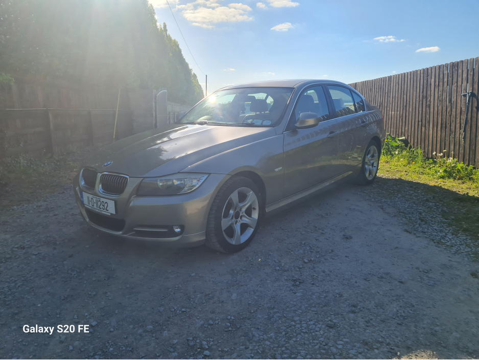 2011 BMW 3 Series 2.0L Diesel For Sale Images