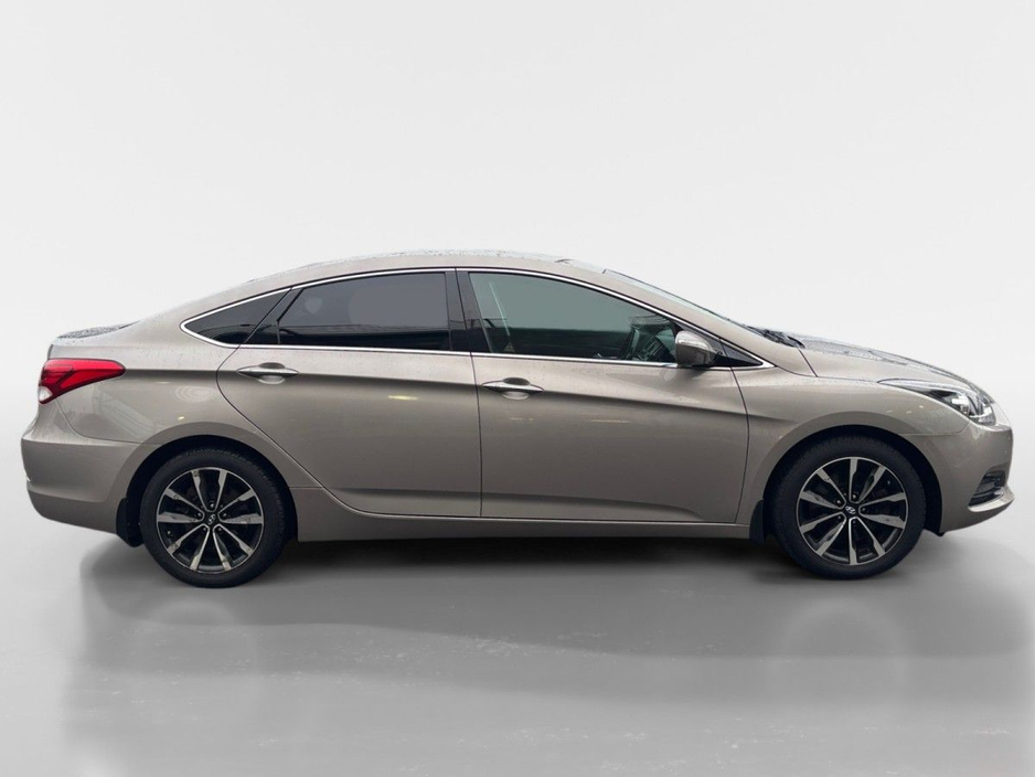 2016 Hyundai i40 1.7L Diesel For Sale Images