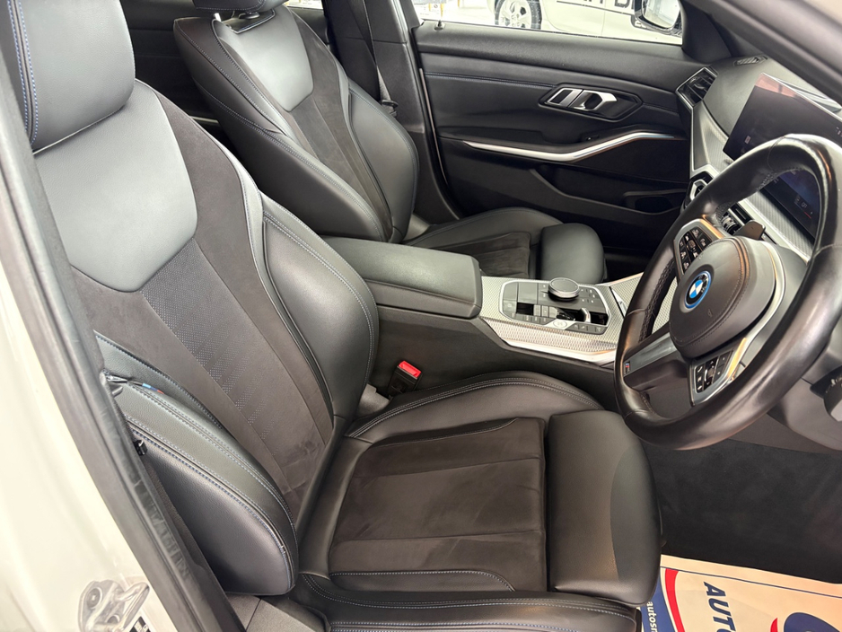 2023 BMW 3 Series 2L Hybrid For Sale Images