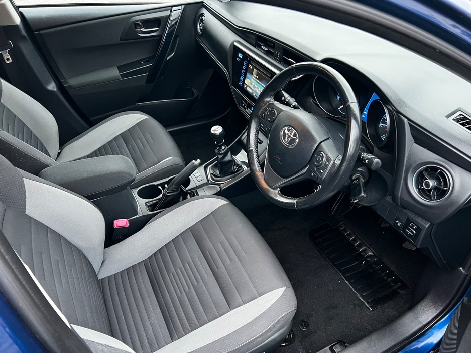 2016 Toyota Auris 1.4L Diesel For Sale Images