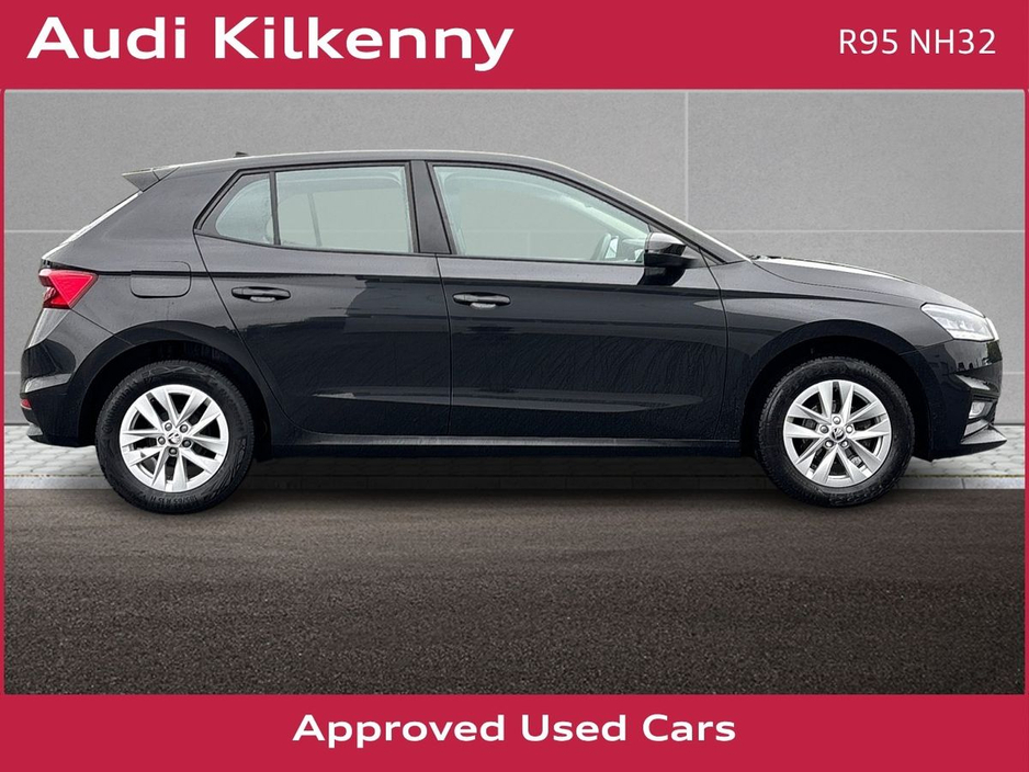 Skoda Fabia SELECTION 1.0 80 BHP 5DR *1 OWNER - PRISTINE CAR - IN STOCK & READY TO BE VIEWED* — thumbnail 6