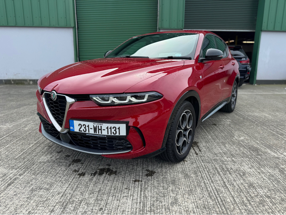2023 Alfa Romeo Tonale 1.5L Petrol Hybrid For Sale Images