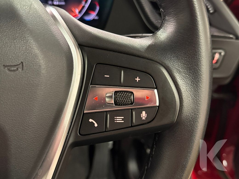 BMW 1 Series 1.5 AUTOMATIC PLAY EDITION - FACTORY ALLOYS - DIGITAL DASH - ELECTRIC SEAT/BOOT - REAR CAMERA/PARKING RADAR — thumbnail 22