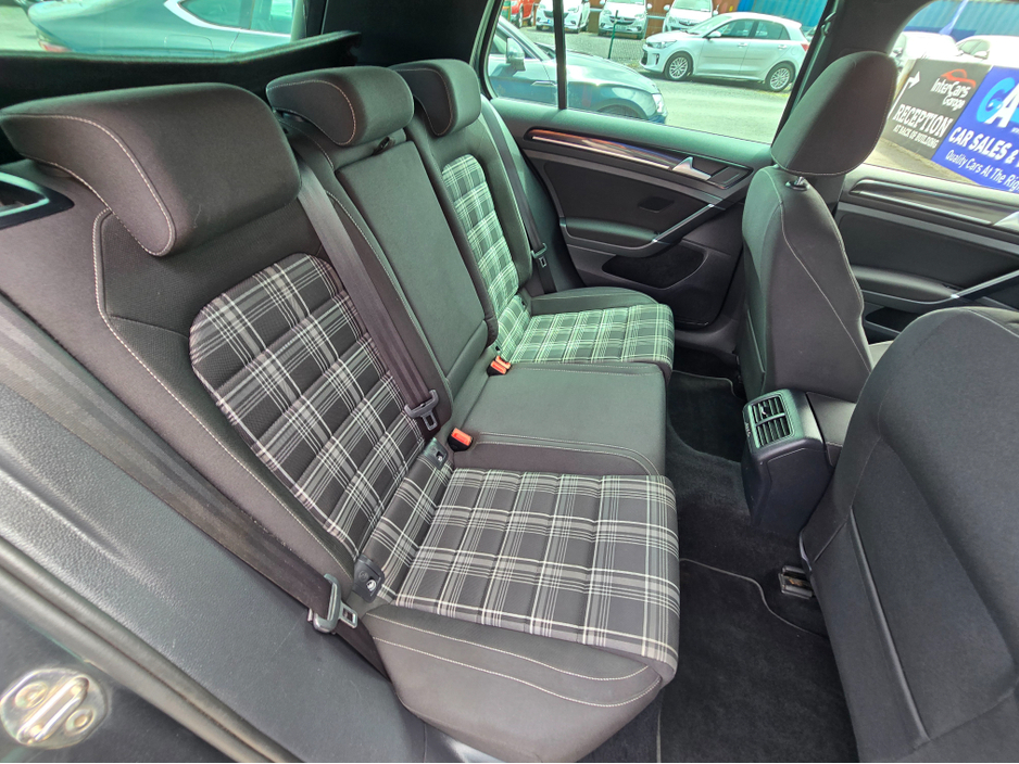 2016 Volkswagen Golf 2.0L Diesel For Sale Images