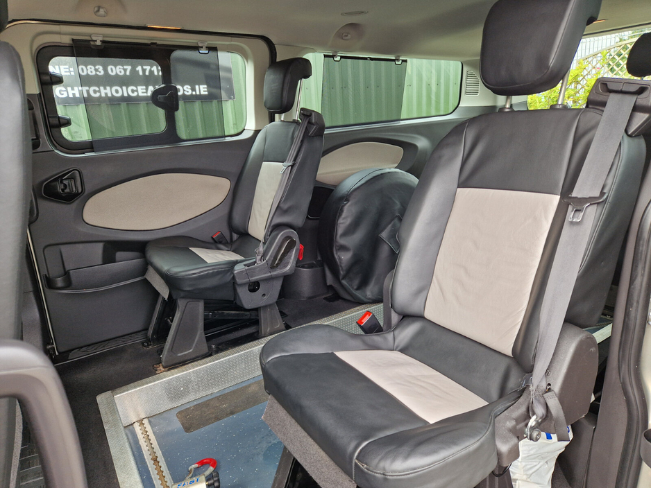 2014 Ford Tourneo 2.2L Diesel For Sale Images