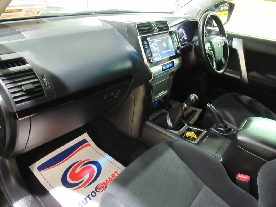 TOYOTA Landcruiser ID:3436051