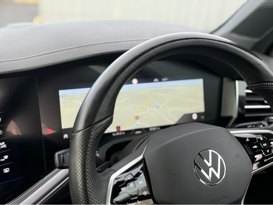 2022 Volkswagen Touareg 3L Diesel For Sale Images