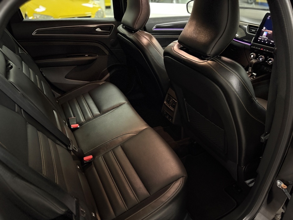 2023 Renault Arkana 1.6L Hybrid For Sale Images