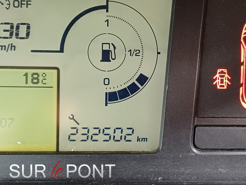2013 Citroen Grand C4 Picasso 1.6L Diesel For Sale Images