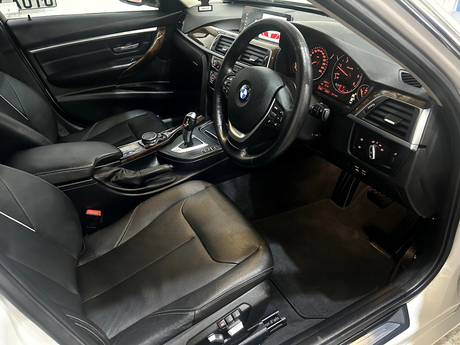 BMW 3 Series 320D AUTO LUXURY MODEL — thumbnail 10