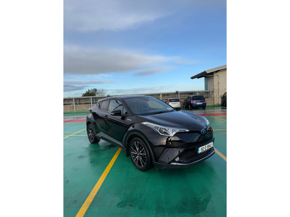 Toyota C-HR 1.8 HYBRID SOL