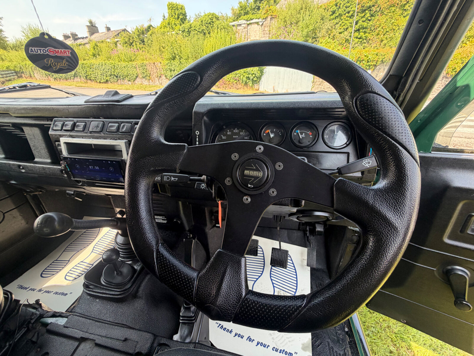 2006 Land Rover Defender 2.5L Diesel For Sale Images