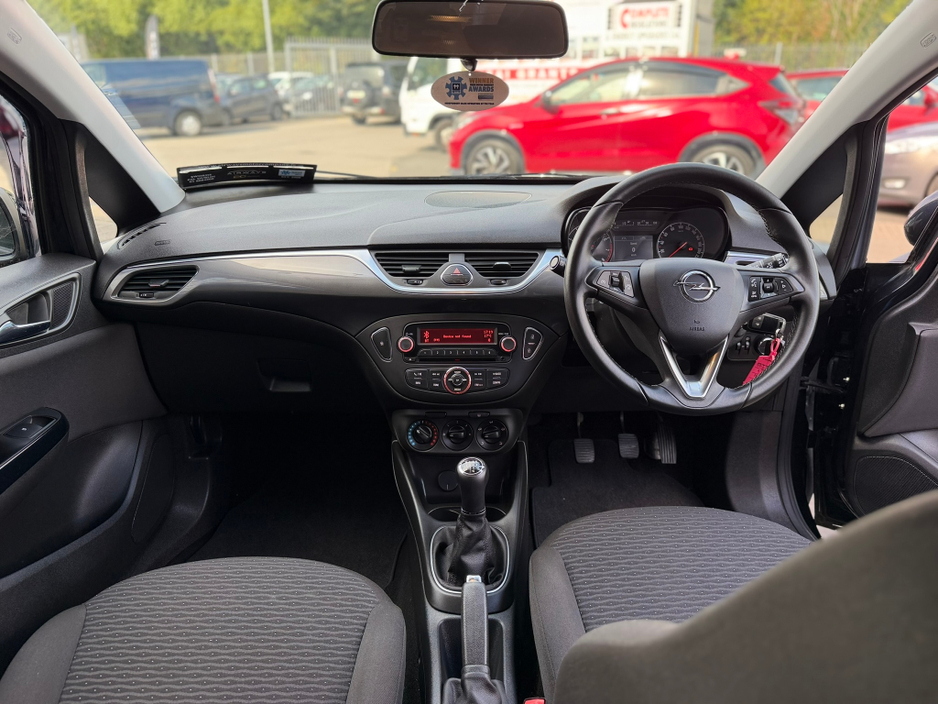 Opel Corsa 1.4 SC 3DR - VERY LOW KMS — thumbnail 3