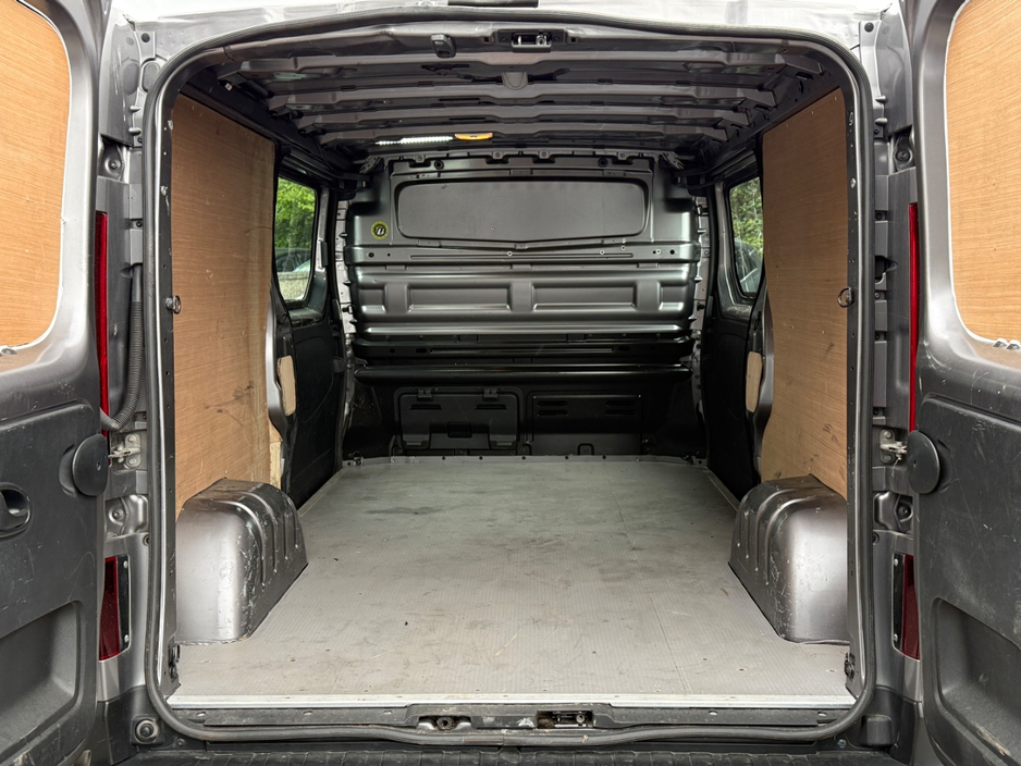 2021 Renault Trafic 2L Diesel For Sale Images