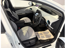 2022 Toyota Prius 1.8L Hybrid For Sale Images