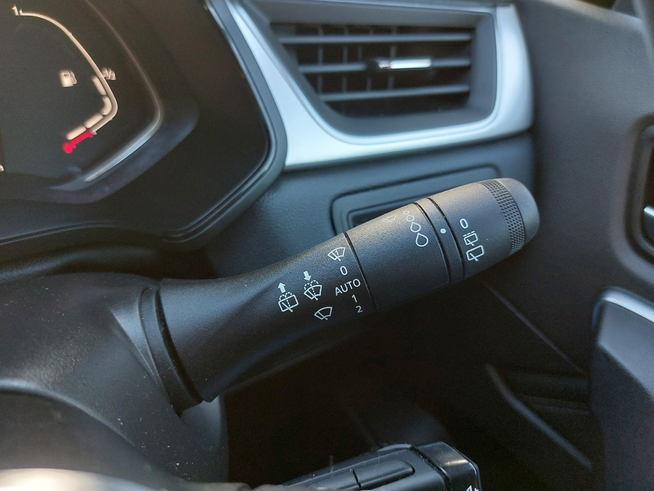 2023 Renault Captur 1L Petrol For Sale Images