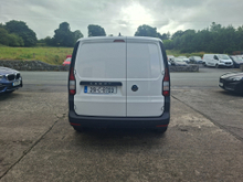 2025 Volkswagen Caddy 2L Diesel For Sale Images