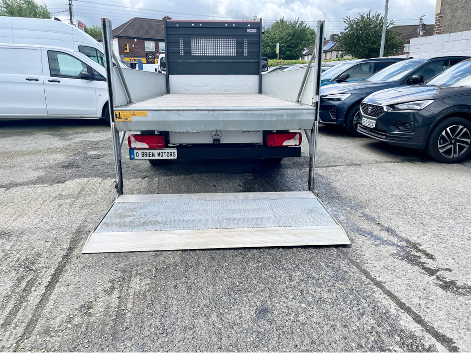 2022 Mercedes-Benz Sprinter 2L Diesel For Sale Images
