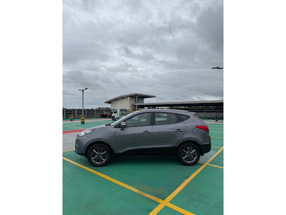 Hyundai ix35 1.7 Diesel Executive 2WD 115hp — thumbnail 4
