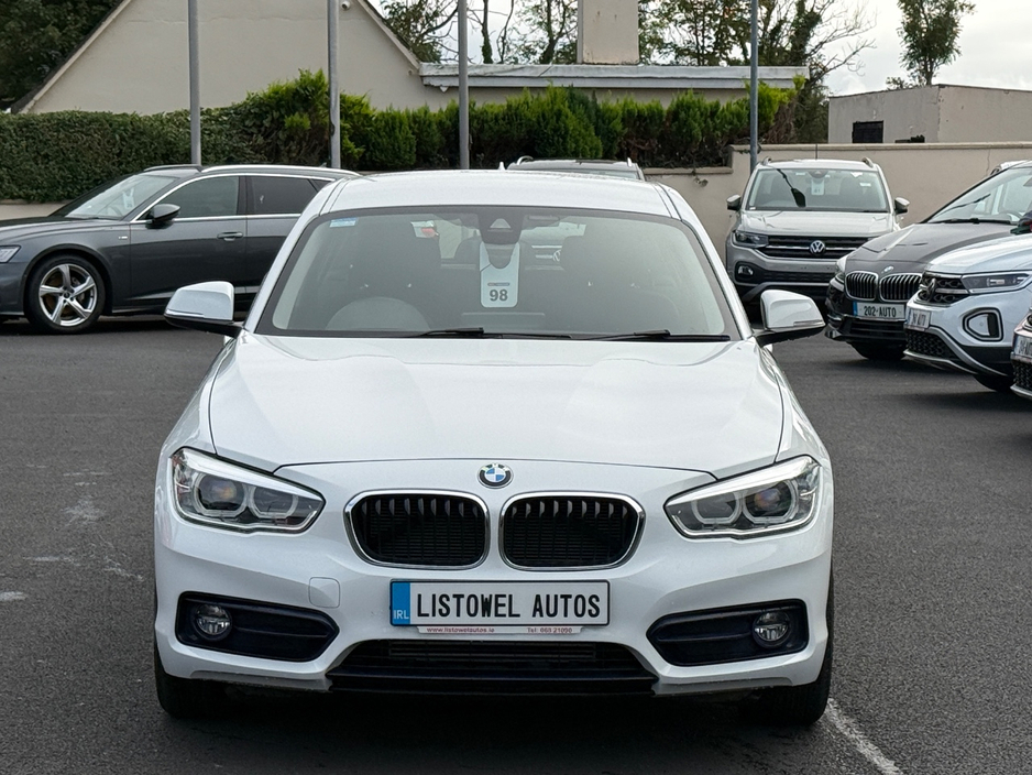 BMW 1 Series SPORT 2.0 DIESEL AUTOMATIC *REAR VIEW CAMERA, 16 " ALLOYS, REVERSE SENSORS, CRUISE CONTROL, BLUETOOTH CONNECTIVITY, DUAL ZONE CLIMATE CONTROL, PUSH START/STOP BUTTON, SERVICE HISTORY* — thumbnail 5