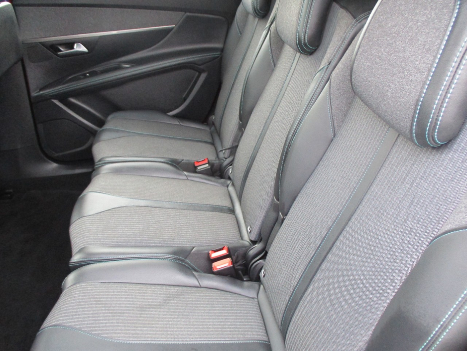 2021 Peugeot 5008 1.5L Diesel For Sale Images