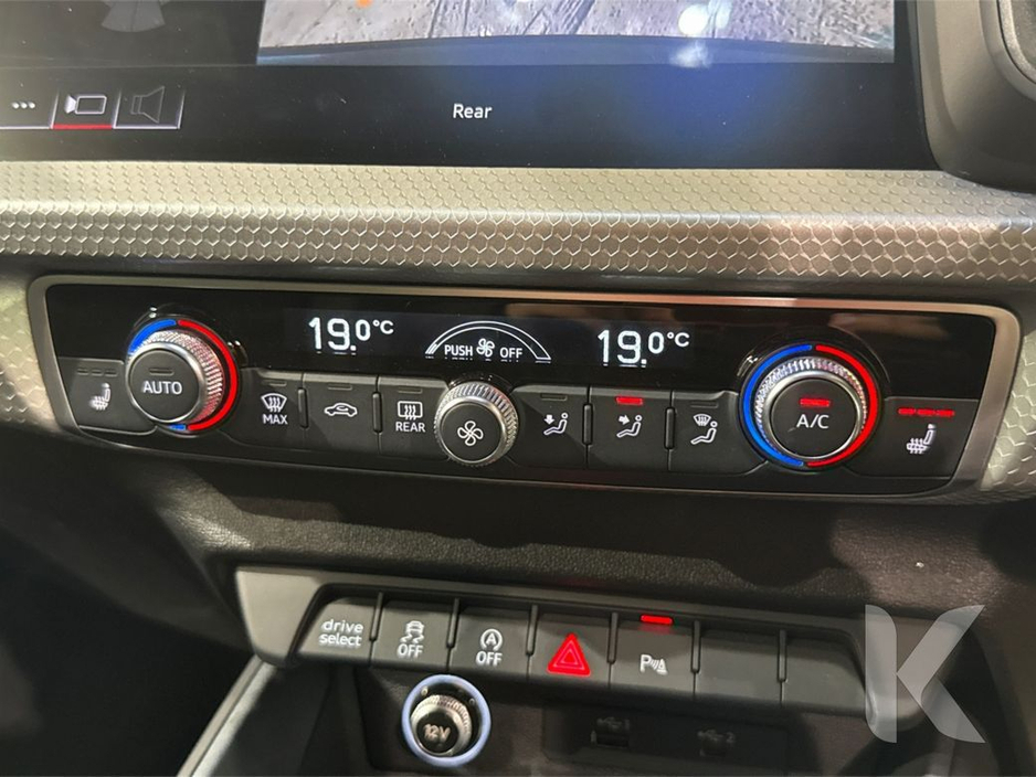 Audi A1 1.5 TFSI AUTOMATIC S LINE - UPGRADED FACTORY ALLOYS - FLAT BOTTOM STEERING WHEEL - HEATED SEATS - DIGITAL DASH — thumbnail 24