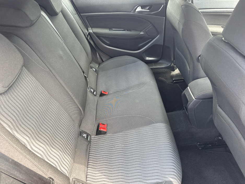 Peugeot 308 ACTIVE 1.2 82 4DR B6 — thumbnail 15