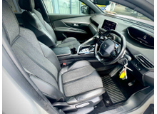 2020 Peugeot 3008 1.2L Petrol For Sale Images