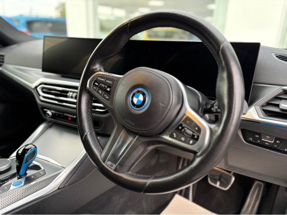 2022 BMW i4 ElectricL Electric For Sale Images