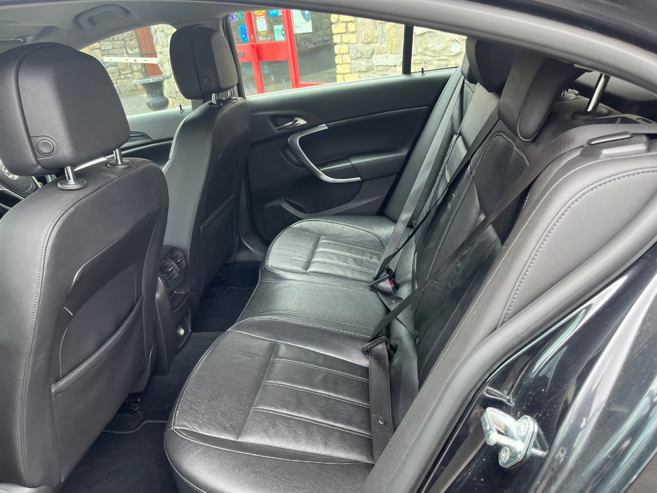 2014 Vauxhall Insignia 2L Diesel For Sale Images