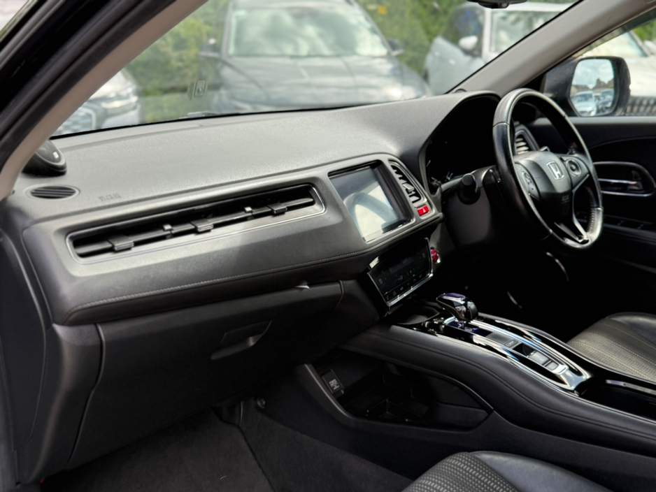 2014 Honda Vezel 1.5L Hybrid For Sale Images